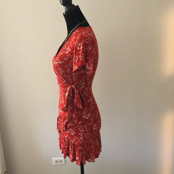 Red floral trendy summer dress - Picture 2 of 9